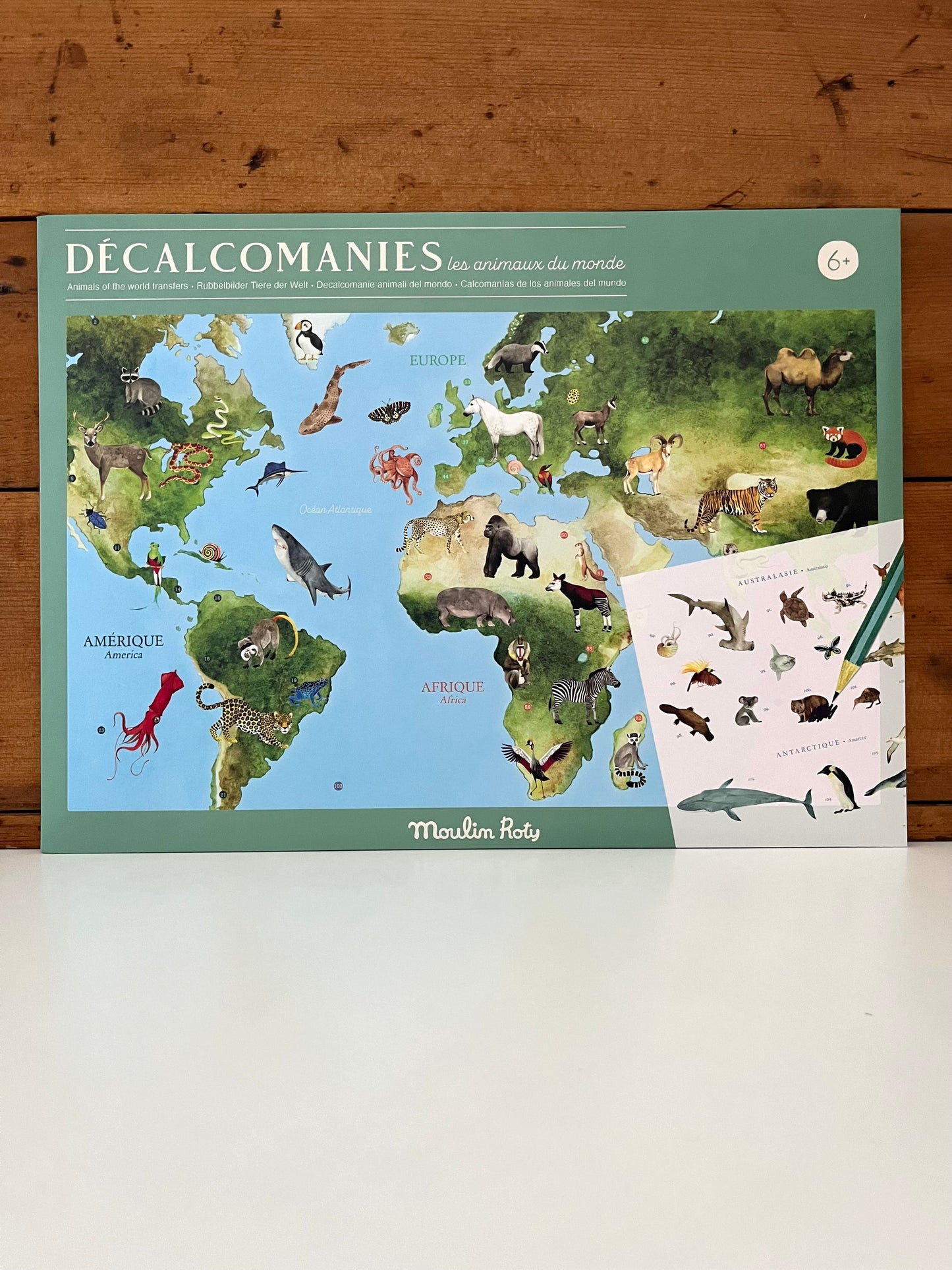 Educational Poster Set - MAP of ANIMALS OF THE WORLD, 107 animal transfers!