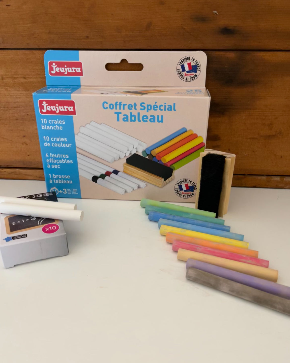 BLACKBOARD SET, Chalk and Eraser, 25 pieces!