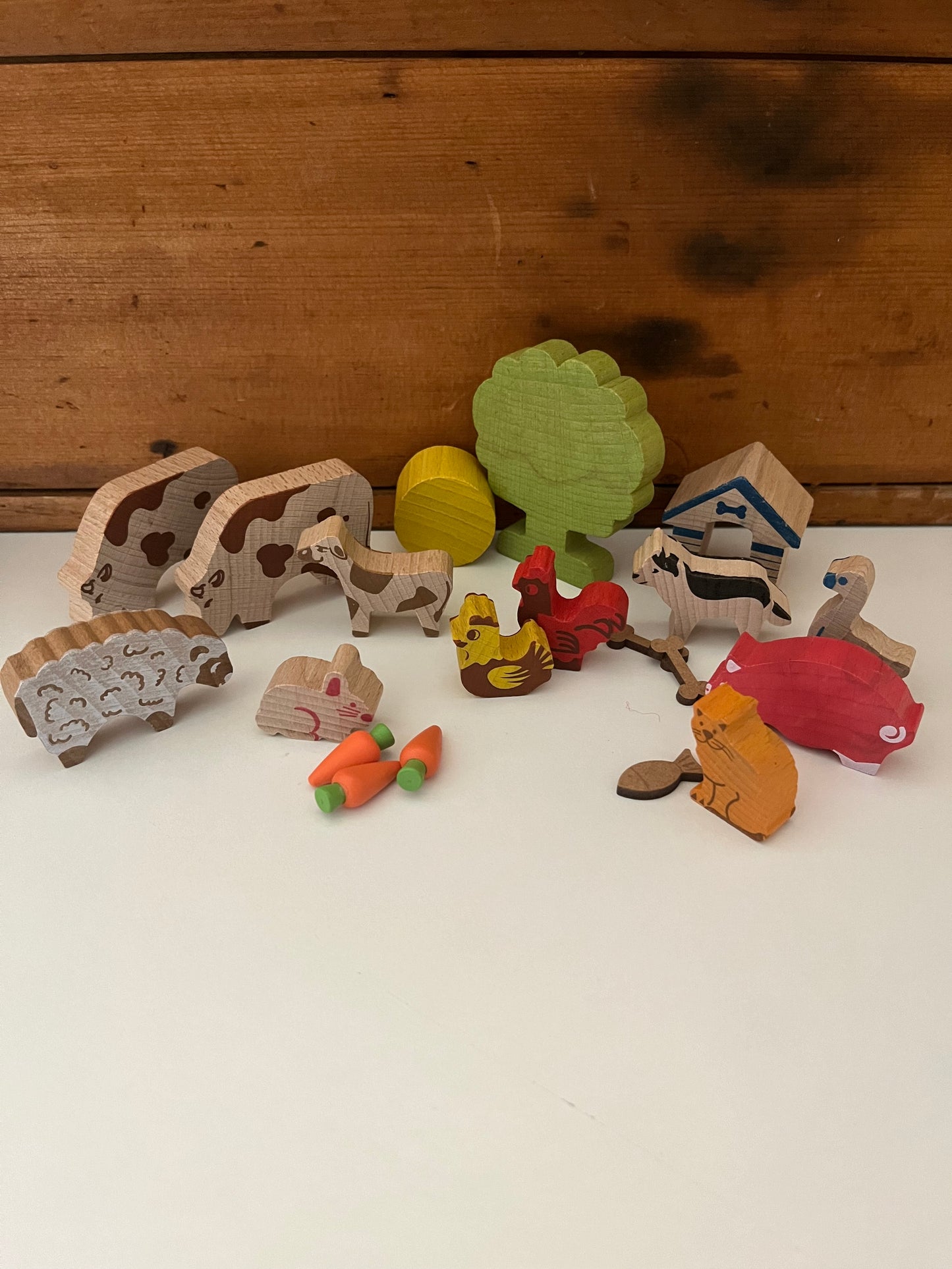 Wooden Dollhouse Play - FARM ANIMALS, 20 piece set!