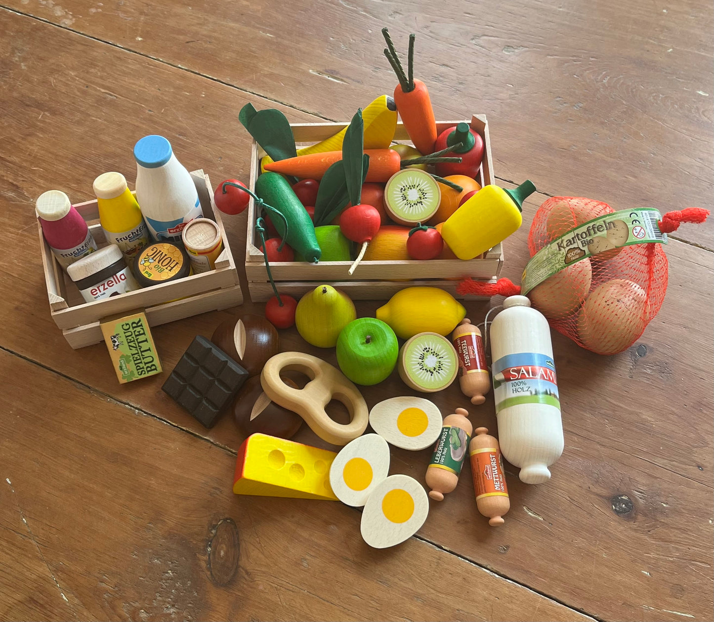 Kitchen Play Food - Wooden BOX OF GROCERIES: FRUIT, VEGGIES, DAIRY, 52 pieces!