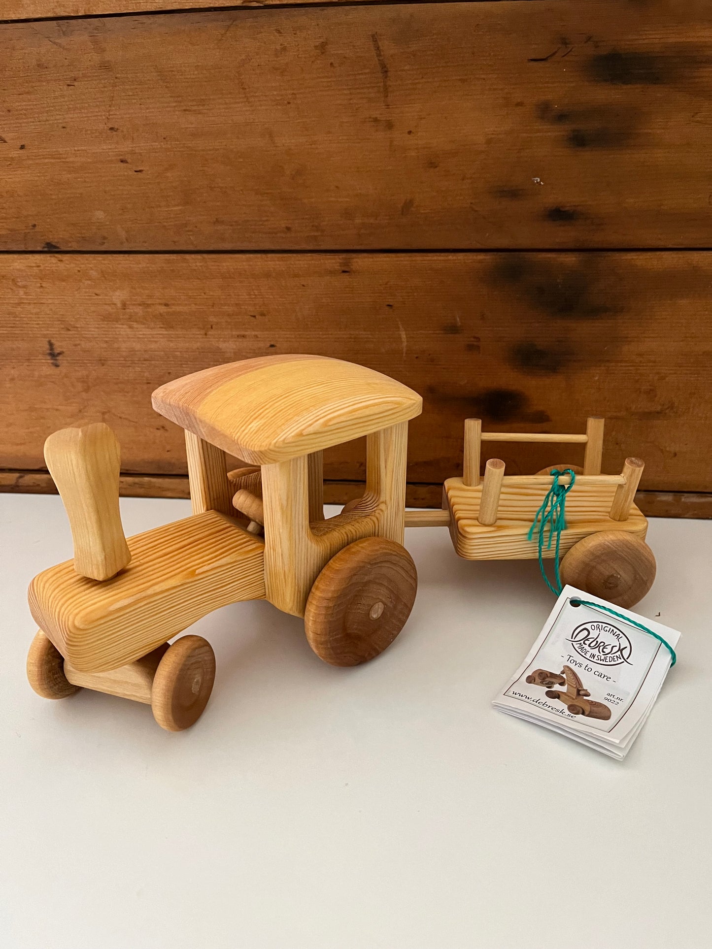 Wooden Toy - ON SALE! Debresk TRACTOR AND WAGON