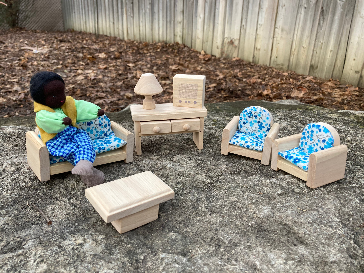 Wooden Dollhouse Furniture - LIVING ROOM, with Cotton Cushions!