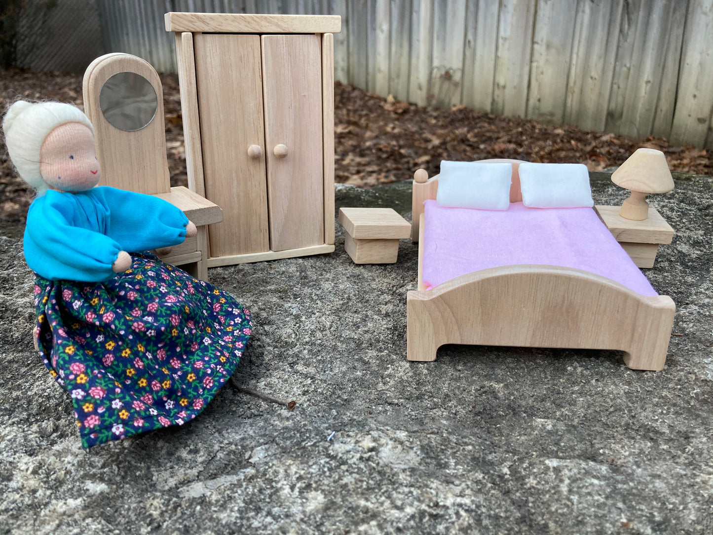 Wooden Dollhouse Furniture - BEDROOM, with Double Bed