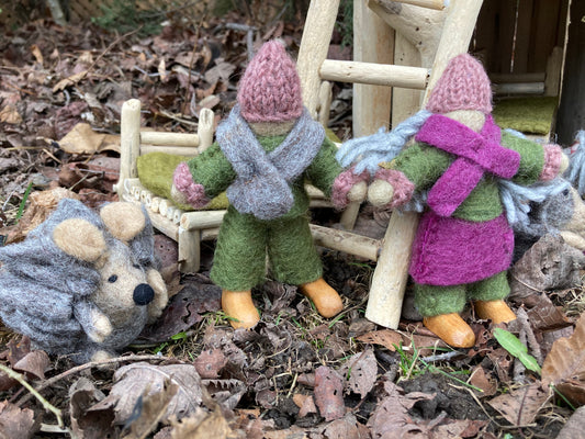 Dollhouse WOODLAND DOLLS with LODEN GREEN WOOL CLOTHING