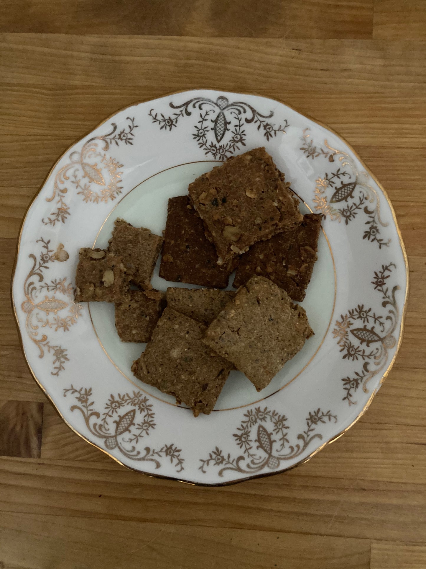 Santé holistique pour animaux de compagnie - BISCUITS BIOLOGIQUES POUR CHIENS Sadie's Biscotties