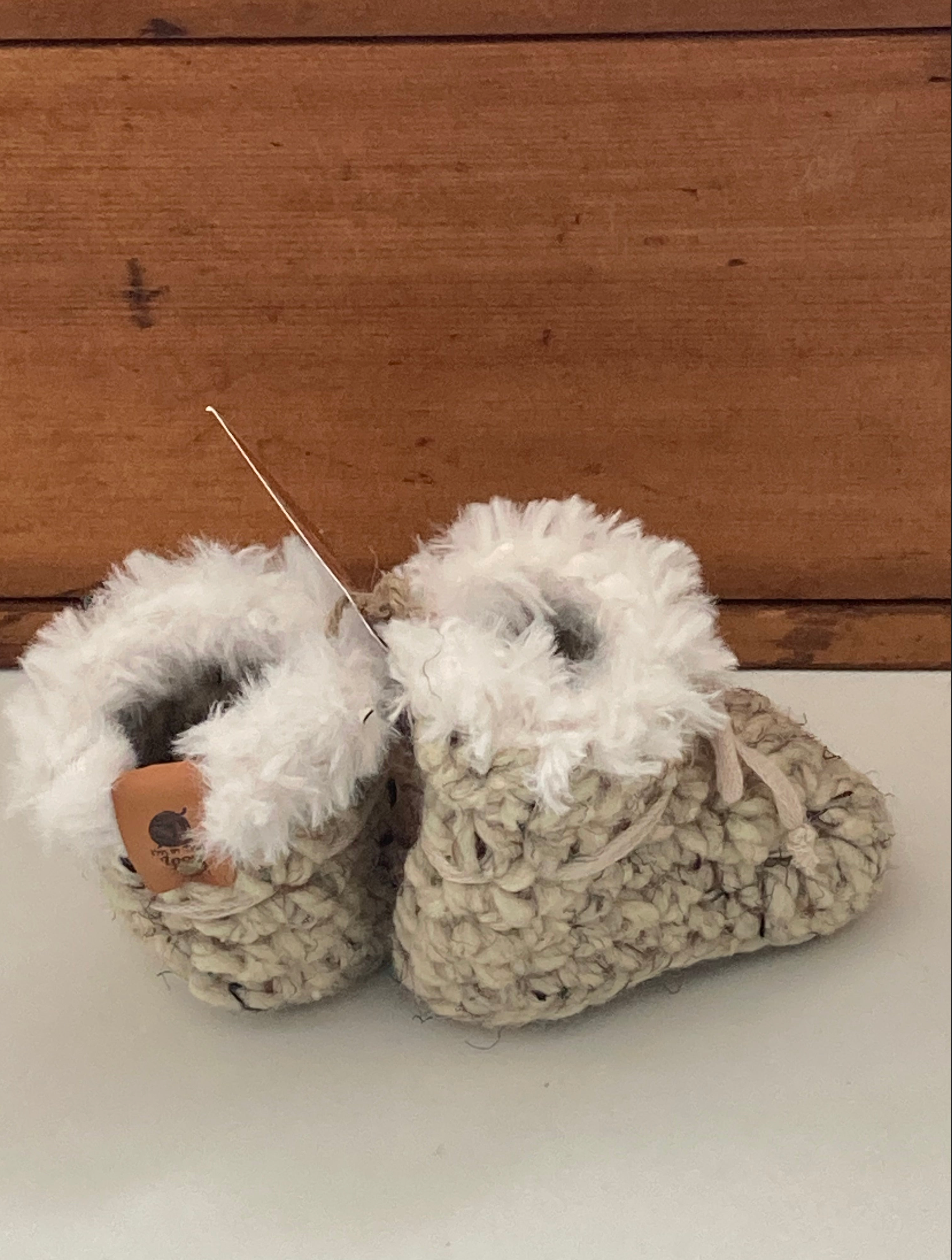 Slippers for Baby - COZY WOOL BOOTIES, Newborn to Twelve month!