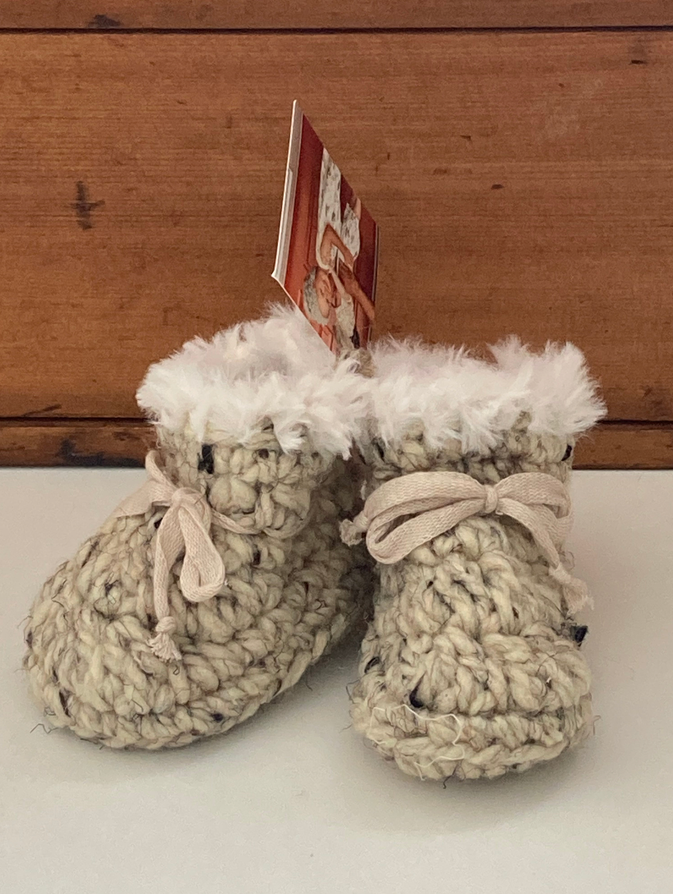 Slippers for Baby - COZY WOOL BOOTIES, Newborn to Twelve month!