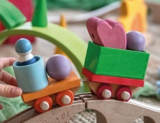 Wooden Toy - TRAIN and BLOCKS to BUILD SET, 17 pieces!