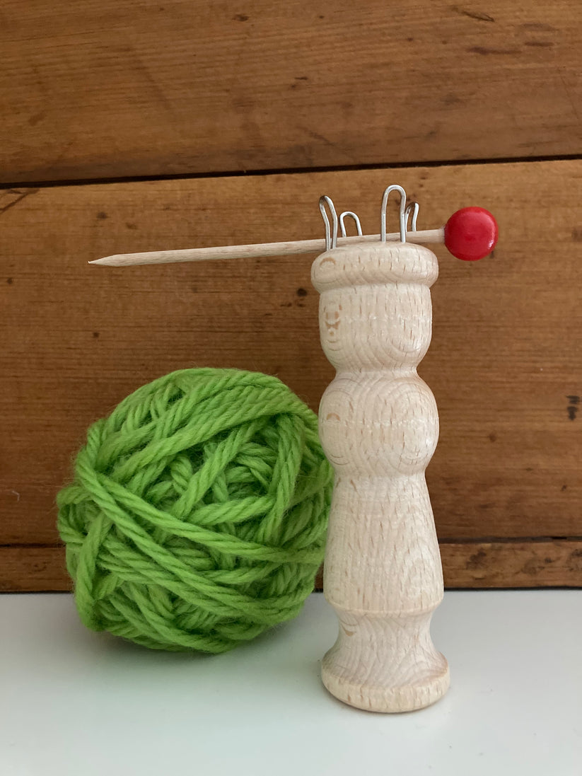 KNITTING HELPER Set - Arts&Crafts – Gnomes & Acorns