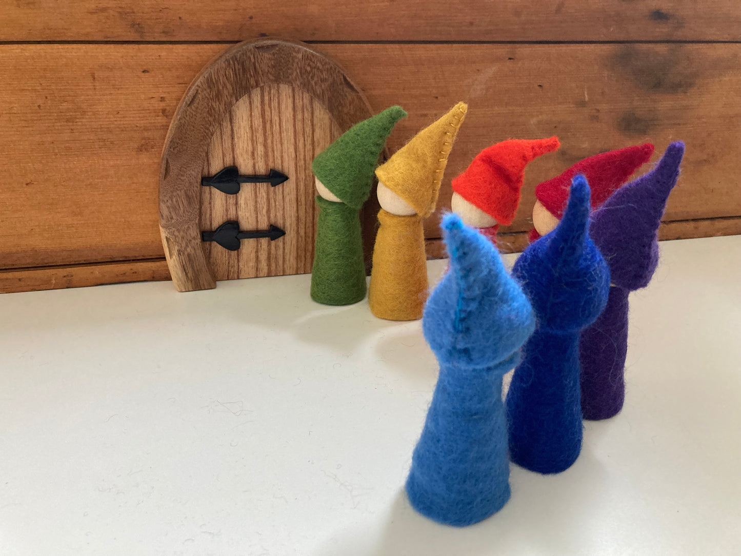 Jouet en bois pour jeu de maison de poupée - RAINBOW GNOMES (all7 !!)