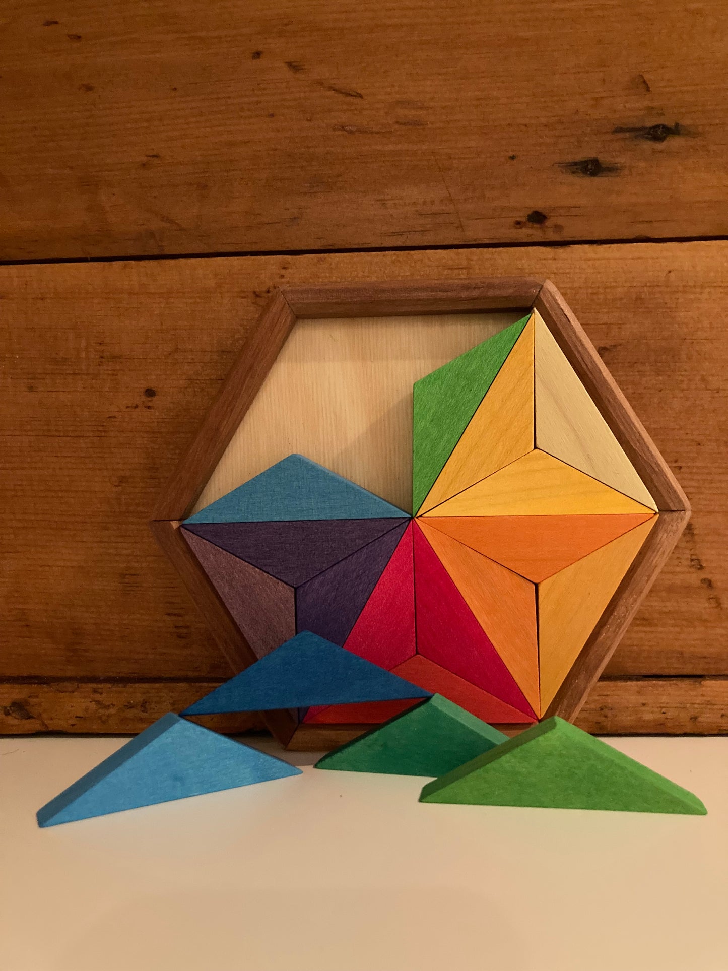 Wooden Toy - Grimm's RAINBOW STAR PUZZLE