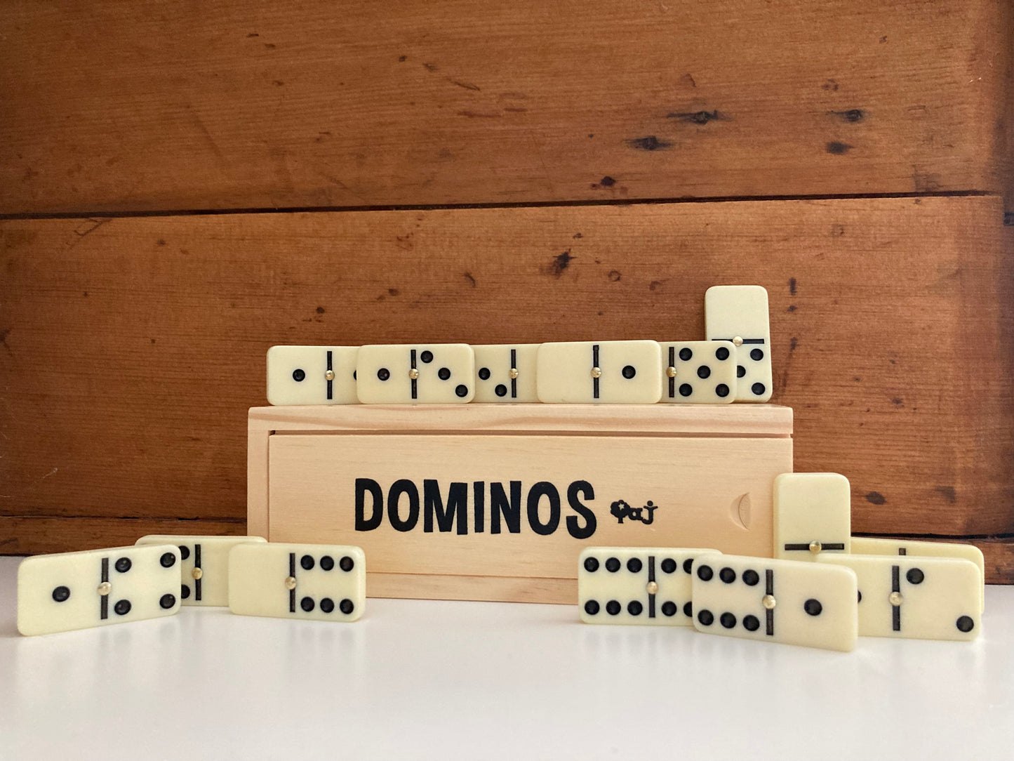 Family Game Set - DOMINOS