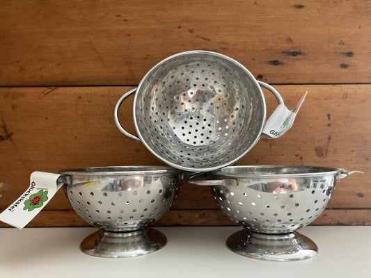 Keeping House - Kitchen STAINLESS STEEL COLANDER