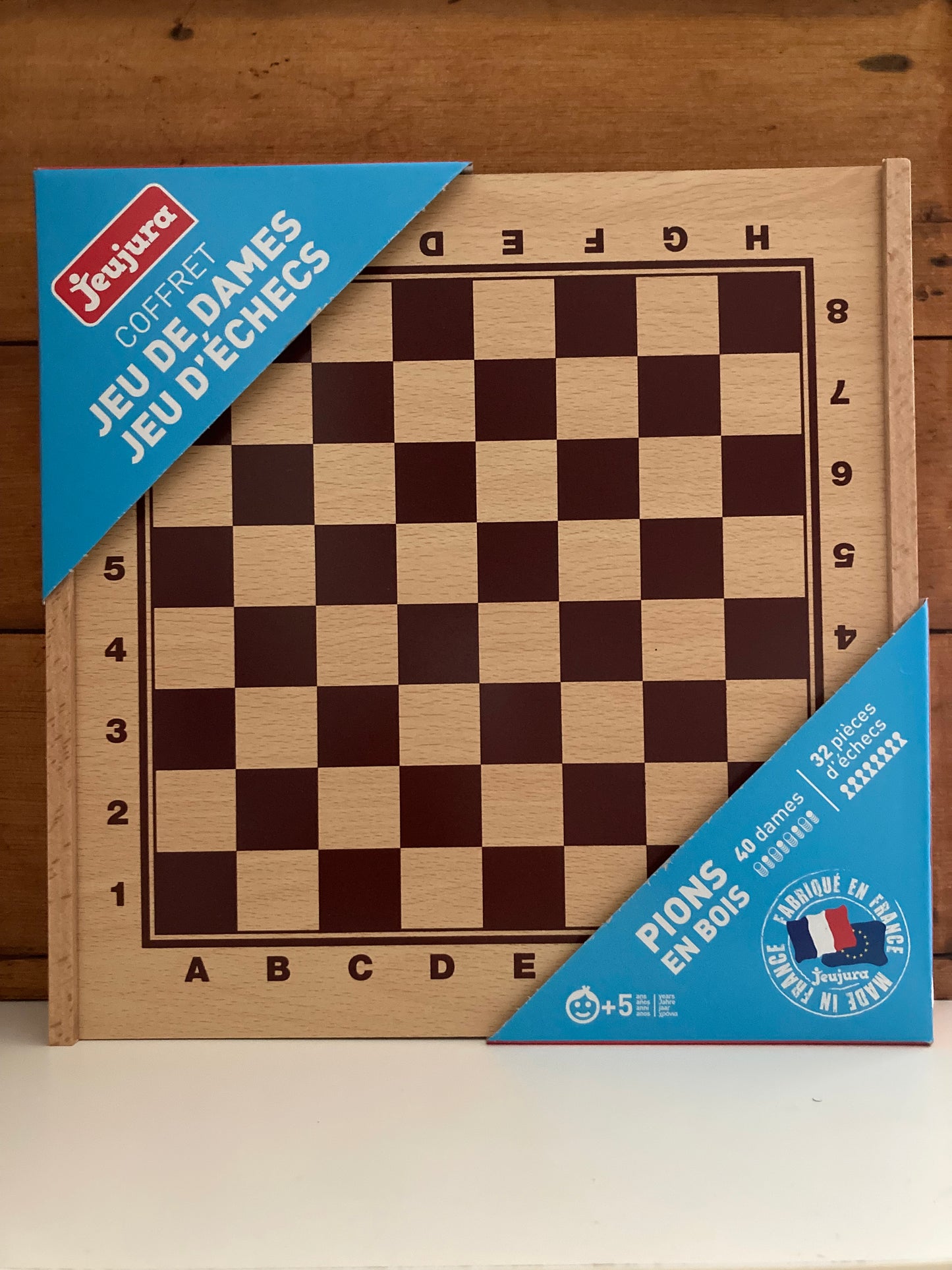 JEU D'ÉCHECS ET DE DAMES en bois