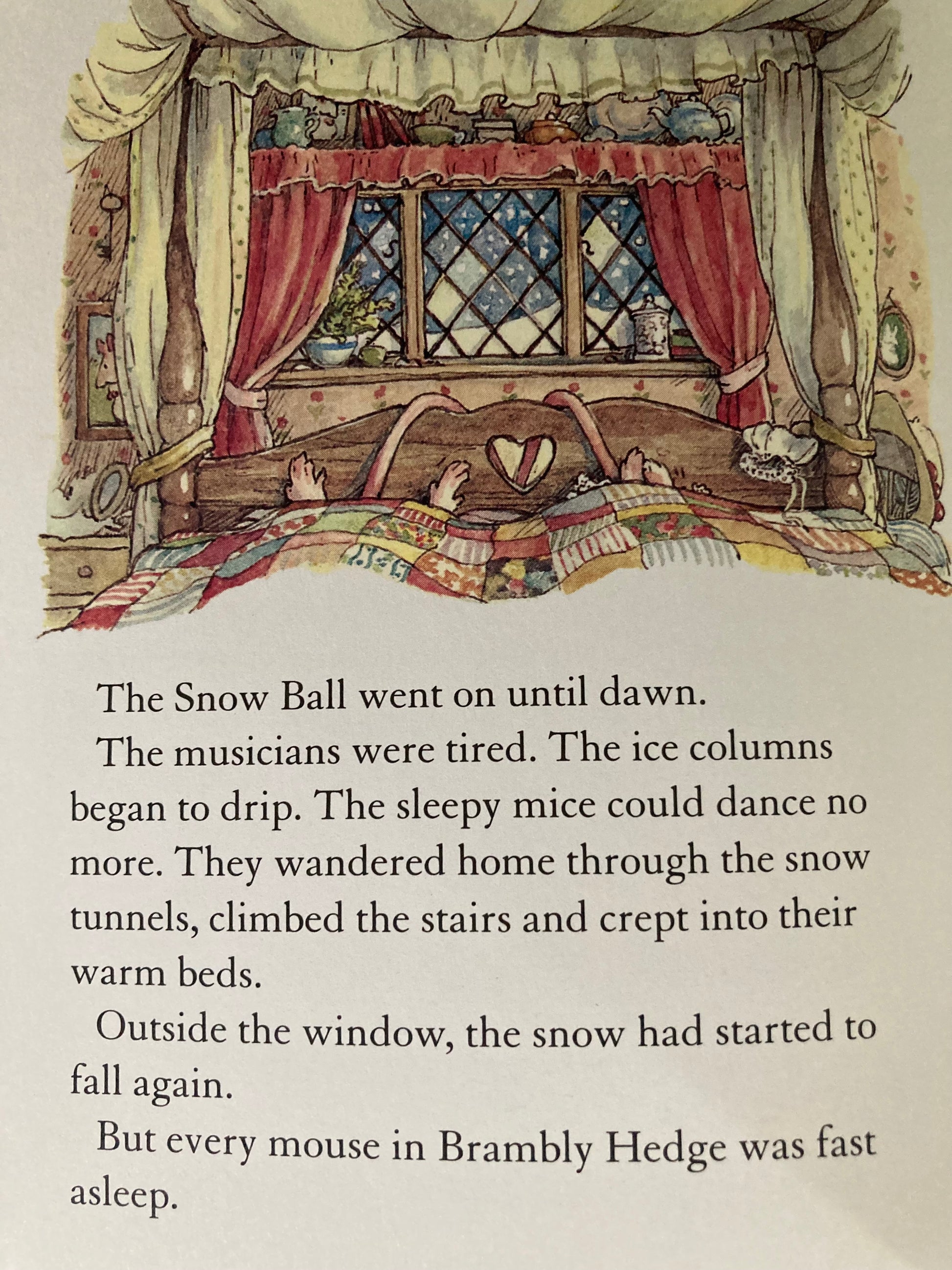 Museums and Galleries Brambly Hedge Winter Story Pack of 12