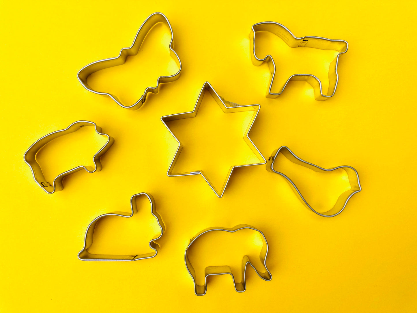 Keeping House - COOKIE CUTTERS STAR SHAPE (2)