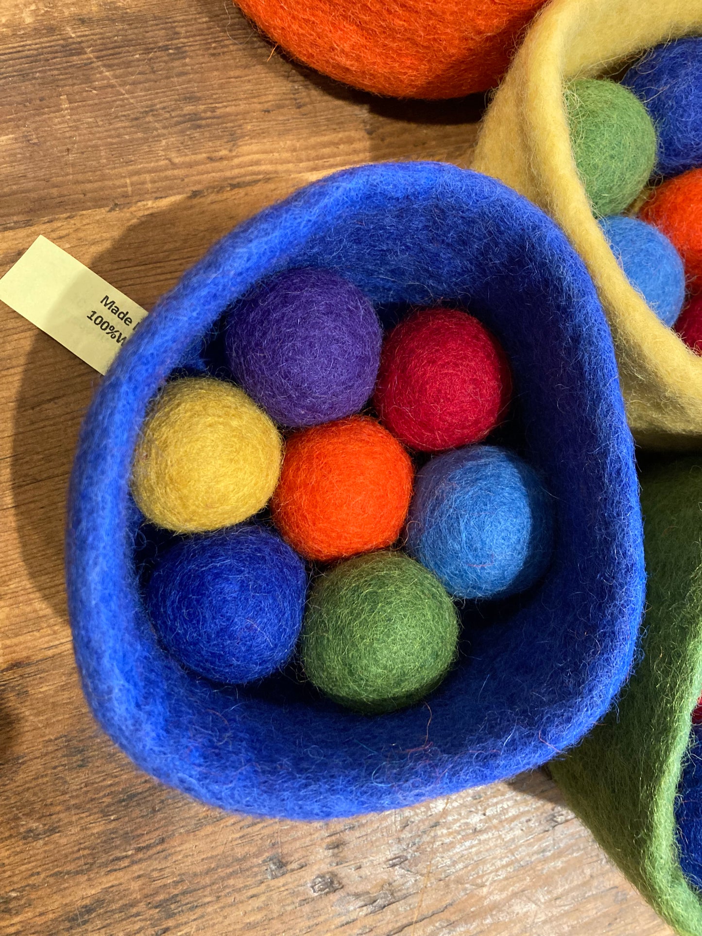 Felted Toys for Baby and Dollhouse Play Set - COLOURED FELT BOWL WITH 7 FELTED BALLS