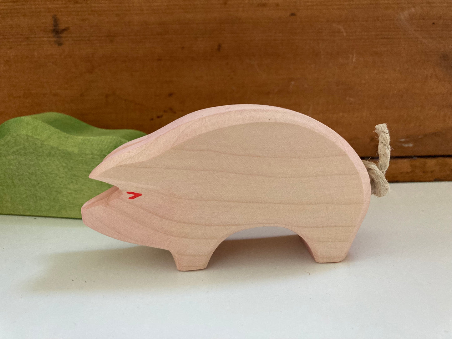 Maison de poupée en bois - Cochon rose, grand