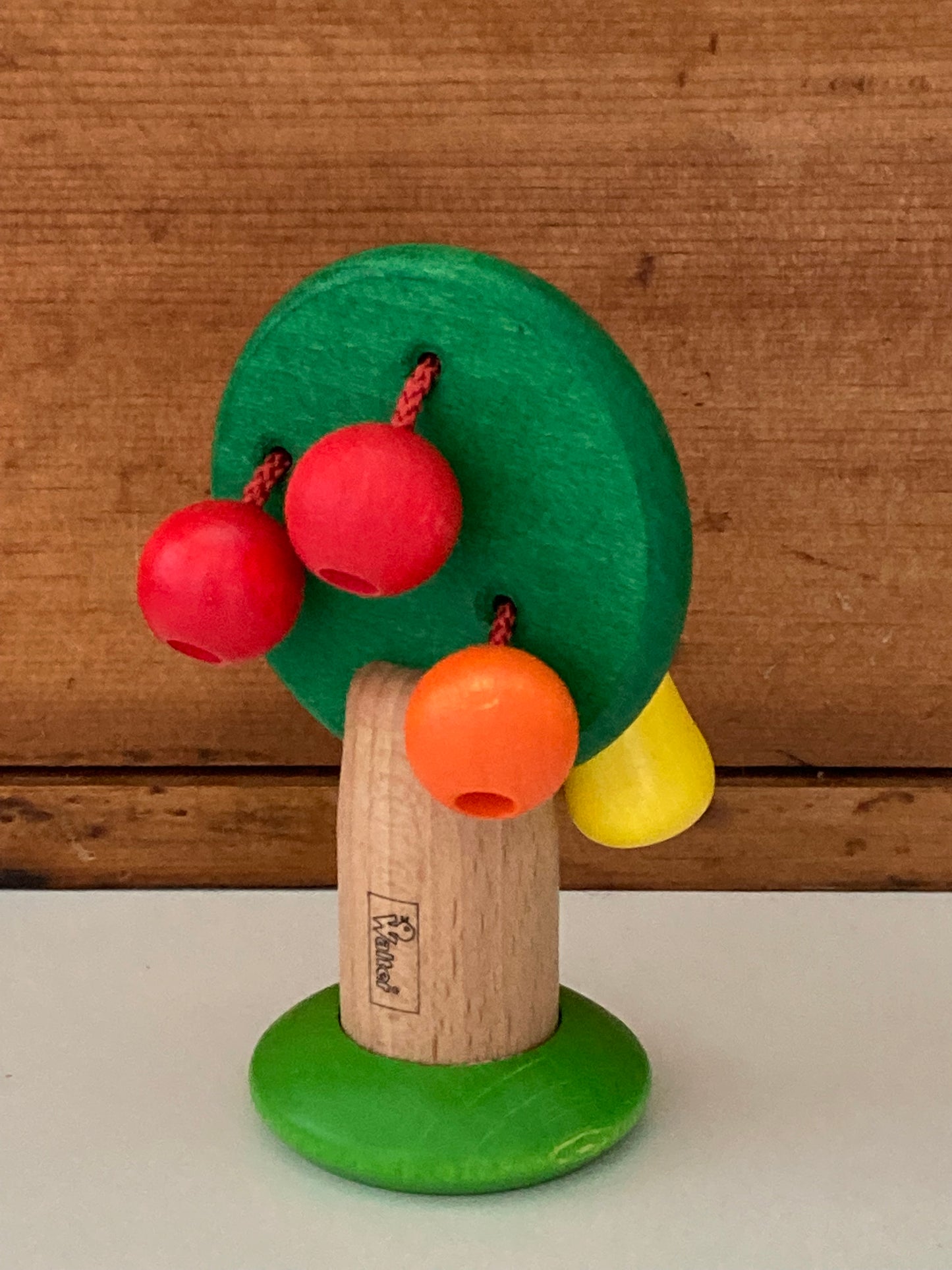 Jouet en bois, bébé - PETIT ARBRE FRUITIER